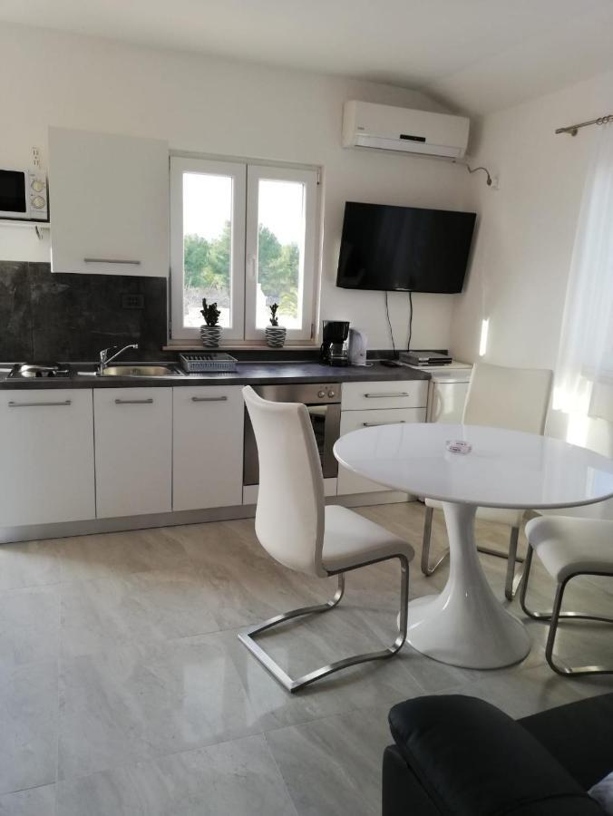Apartments Jankovic Vodice Bagian luar foto